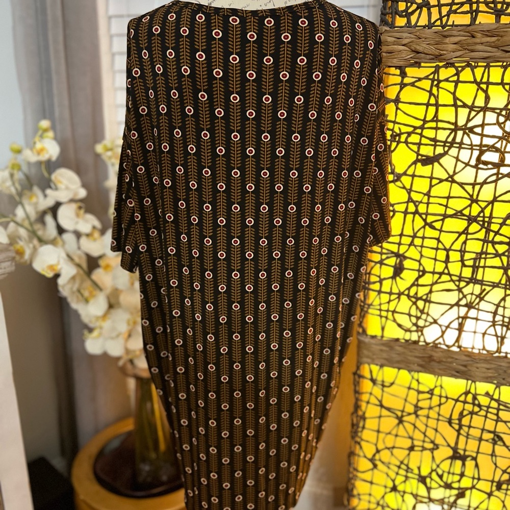 Lularoe top. - Picture 2 of 6